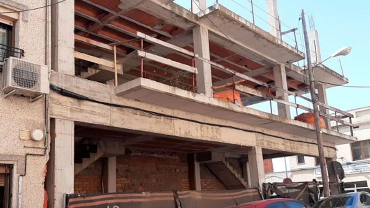 Terreno en venta en Badalona, Barcelona photo 2