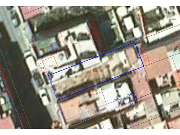 Terreno en calle de Calderón de la Barca, 12 thumbnail 1