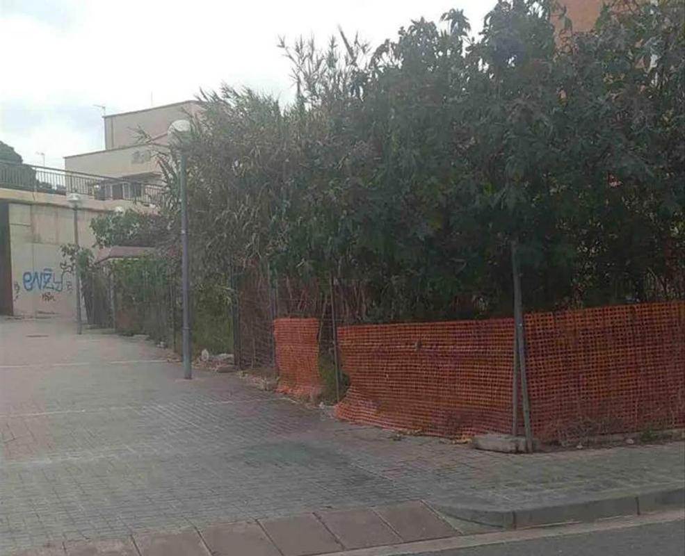 Land for sale in Badalona, Barcelona photo 3