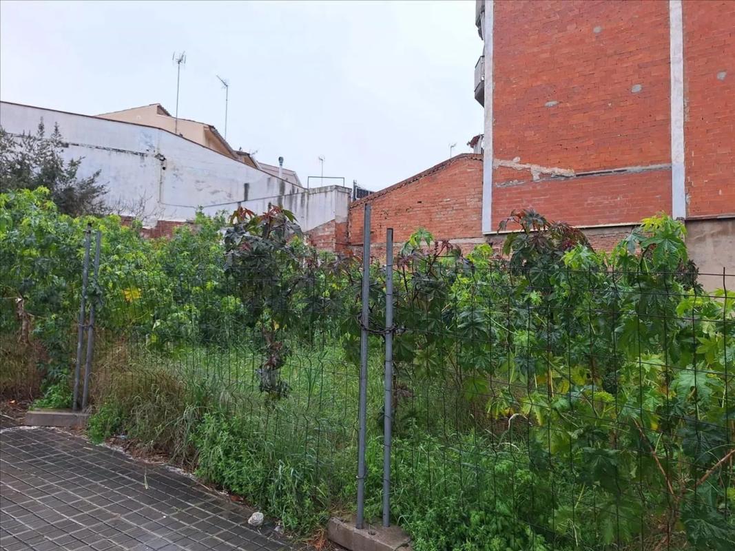Land for sale in Badalona, Barcelona photo 5