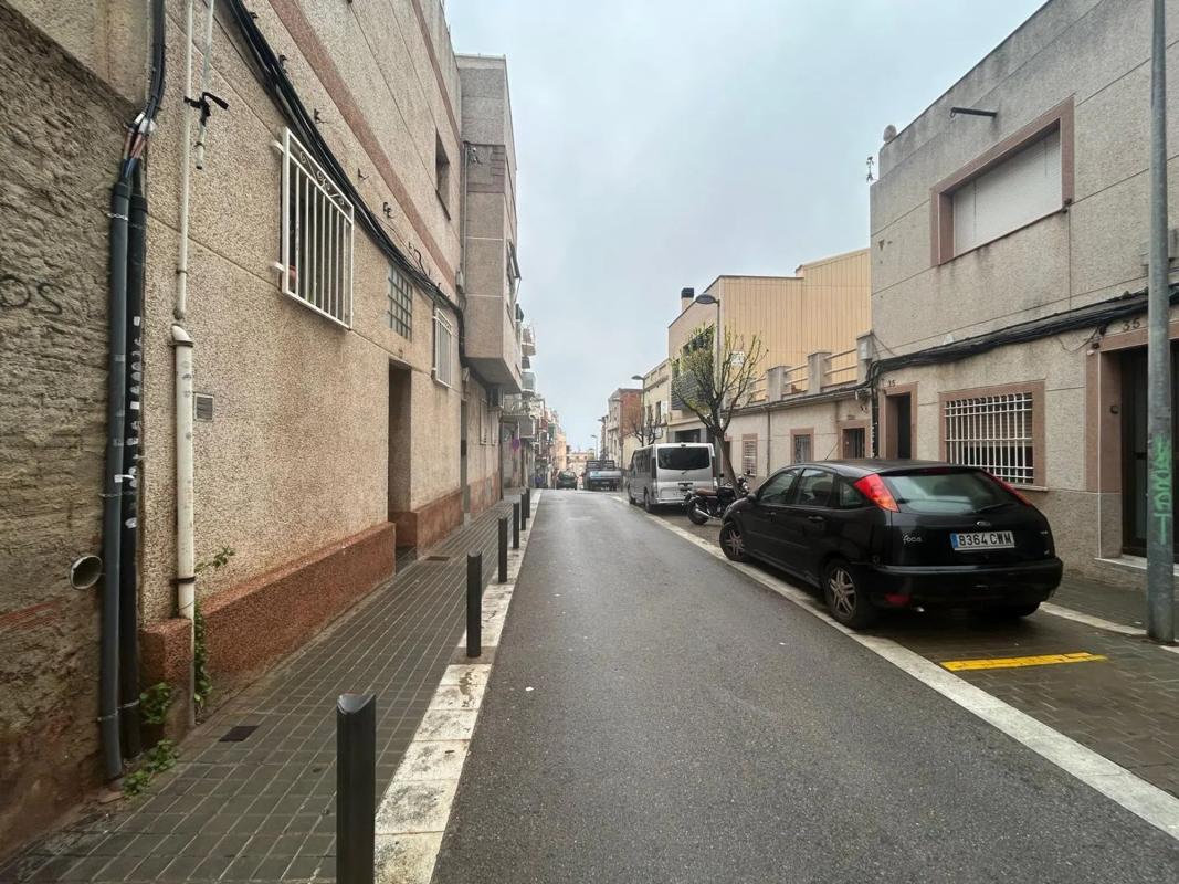 Terreno en venta en Badalona, Barcelona photo 1