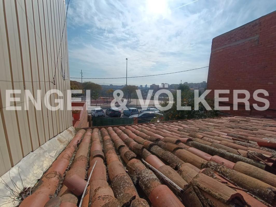 Terreno en venta en Badalona, Barcelona photo 3
