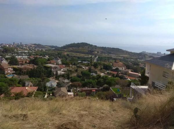 Terreno en calle de la Ginesta thumbnail 1