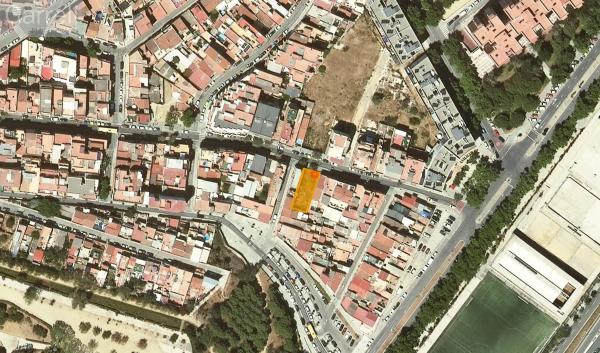 Terreno en Barrio Sistrells photo 1