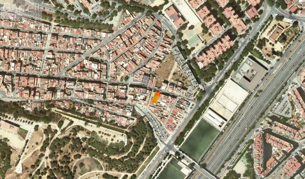 Terreno en Barrio Sistrells photo 4