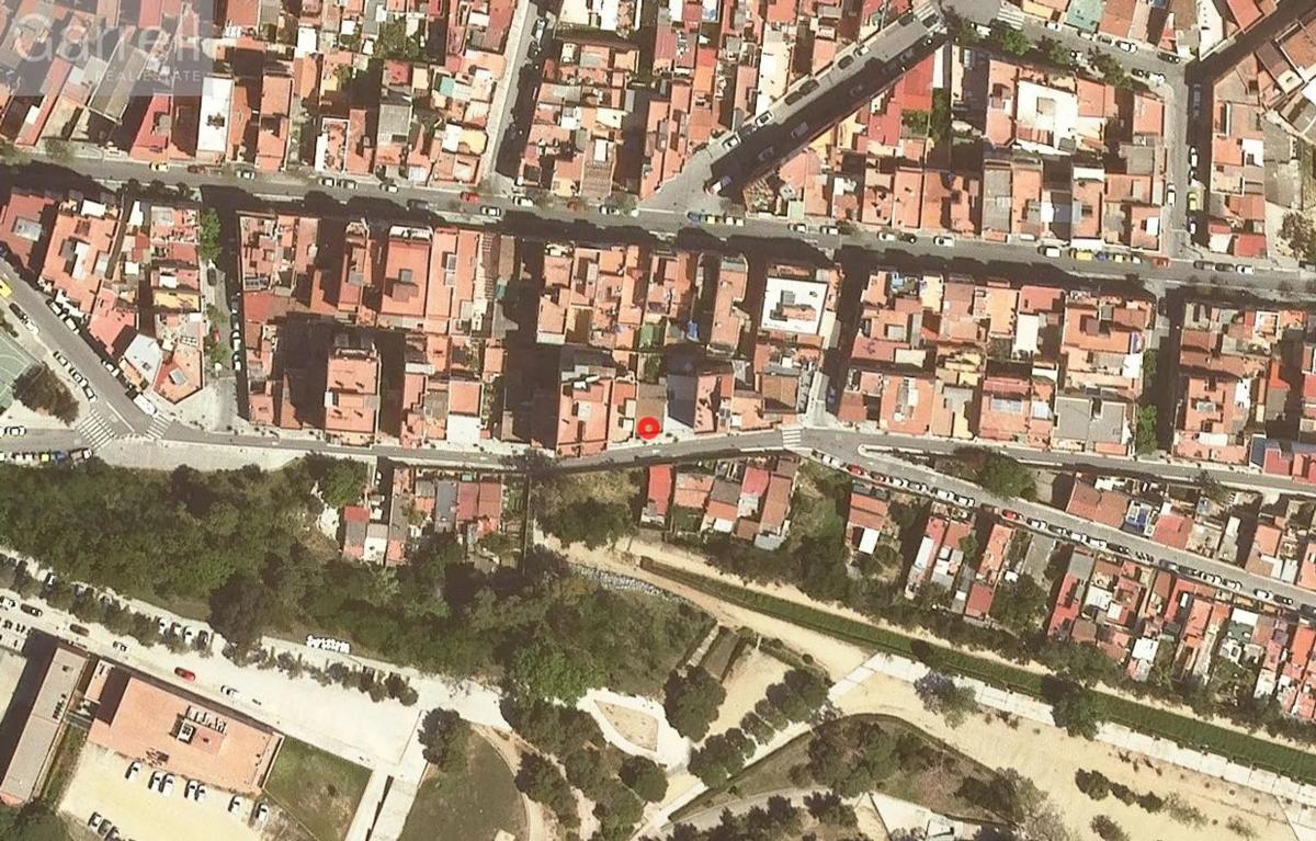 Terreno en venta en Badalona, Barcelona photo 1