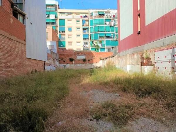Terreno en calle de Pau Piferrer thumbnail 2