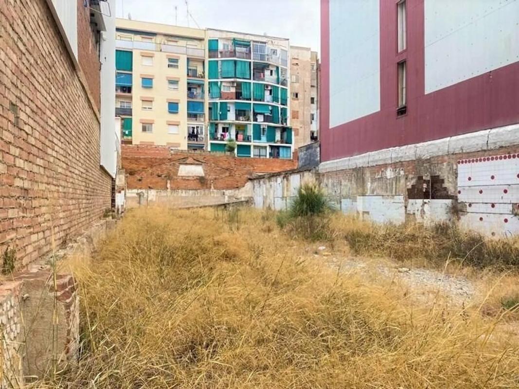 Terreno en venta en Badalona, Barcelona photo 5
