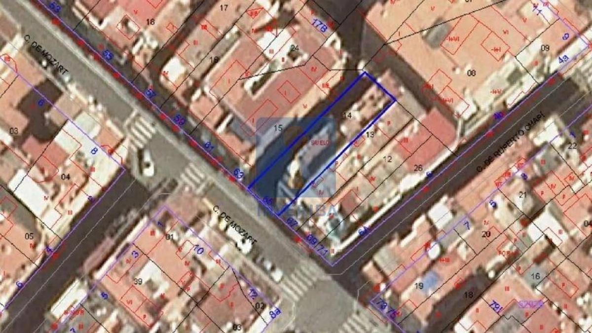 Terreno en venta en Badalona, Barcelona photo 2