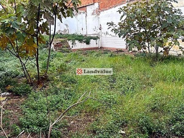 Terreno en calle de Marià Benlliure, 25 thumbnail 1