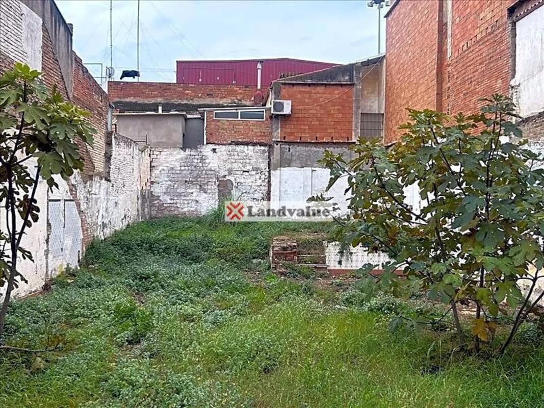 Terreno en venta en Badalona, Barcelona photo 4