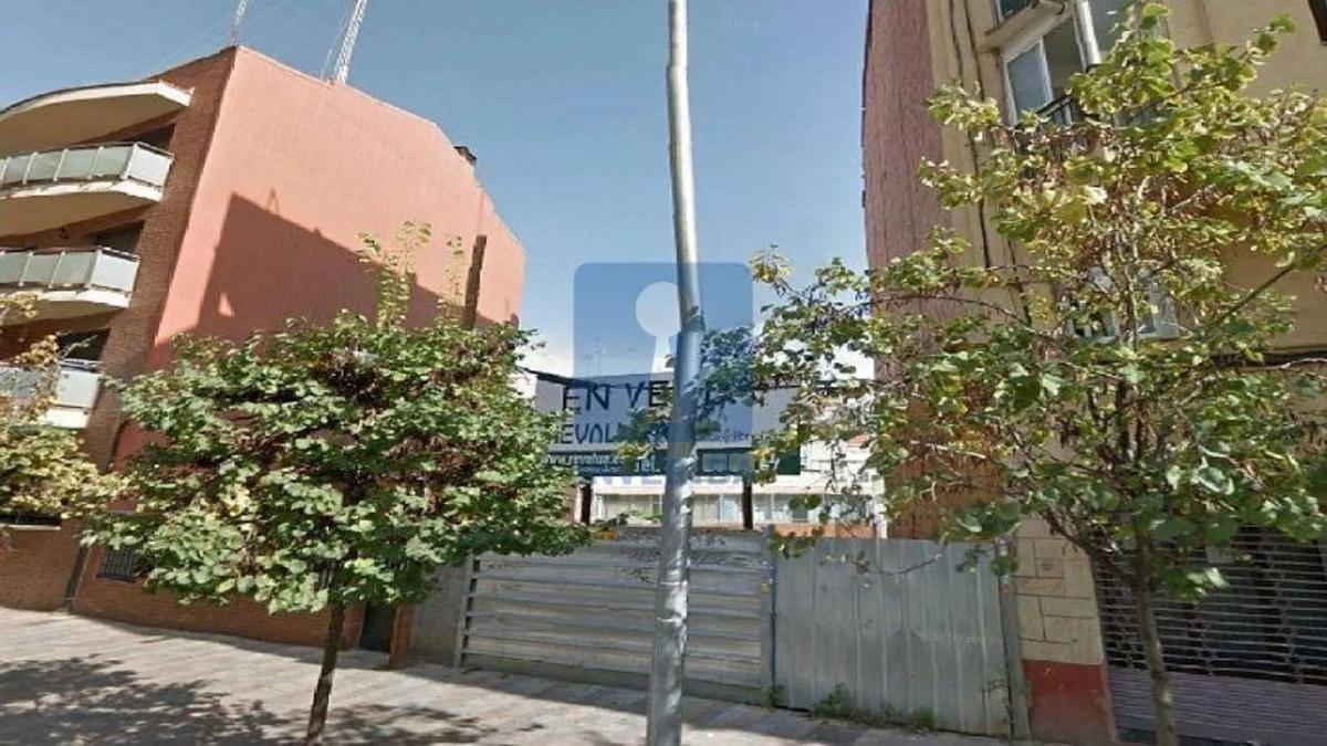 Terreno en venta en Badalona, Barcelona photo 5
