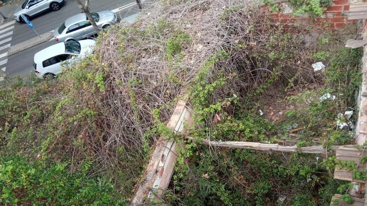 Terreno en venta en Badalona, Barcelona photo 4