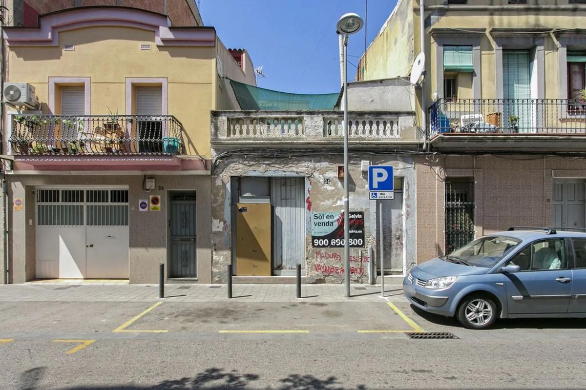 Land for sale in Badalona, Barcelona photo 1