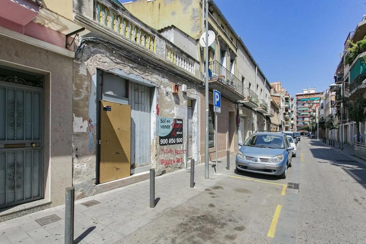 Land for sale in Badalona, Barcelona photo 3