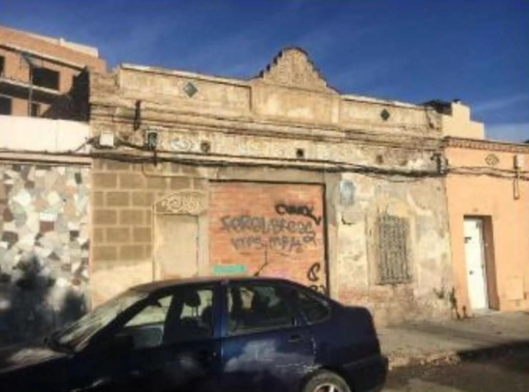Terreno en venta en Sant Adriá de Besós, Barcelona photo 2