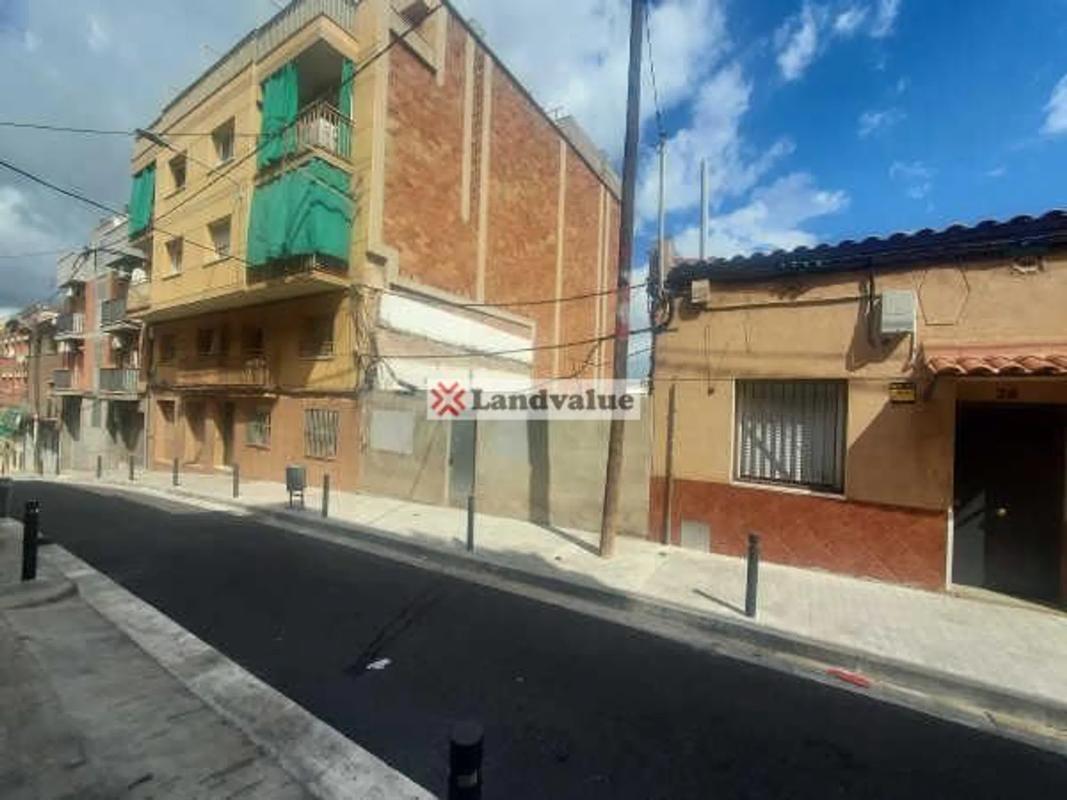 Land for sale in Santa Coloma de Gramenet, Barcelona photo 3