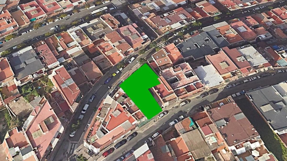 Terreno en venta en Santa Coloma de Gramenet, Barcelona photo 1