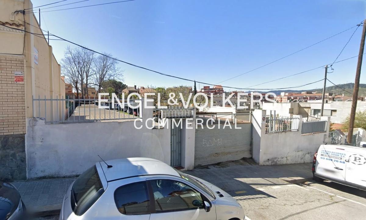 Land for sale in Santa Coloma de Gramenet, Barcelona photo 3