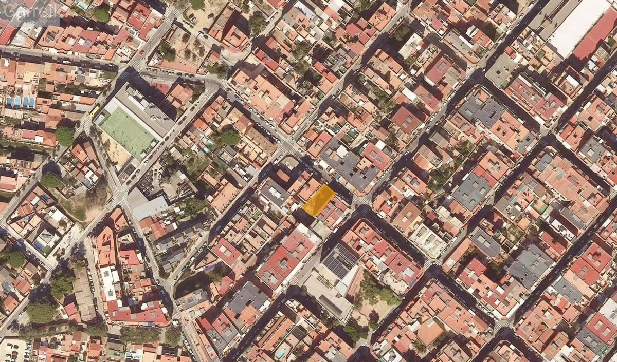 Terreno en venta en Santa Coloma de Gramenet, Barcelona photo 2