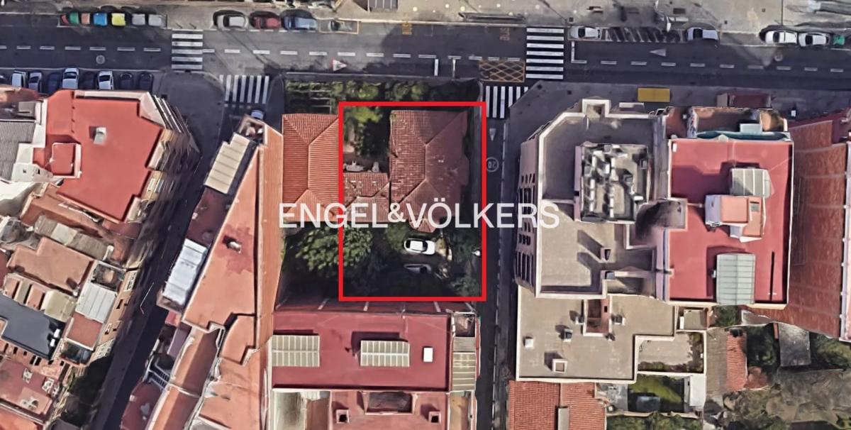 Land for sale in Santa Coloma de Gramenet, Barcelona photo 1