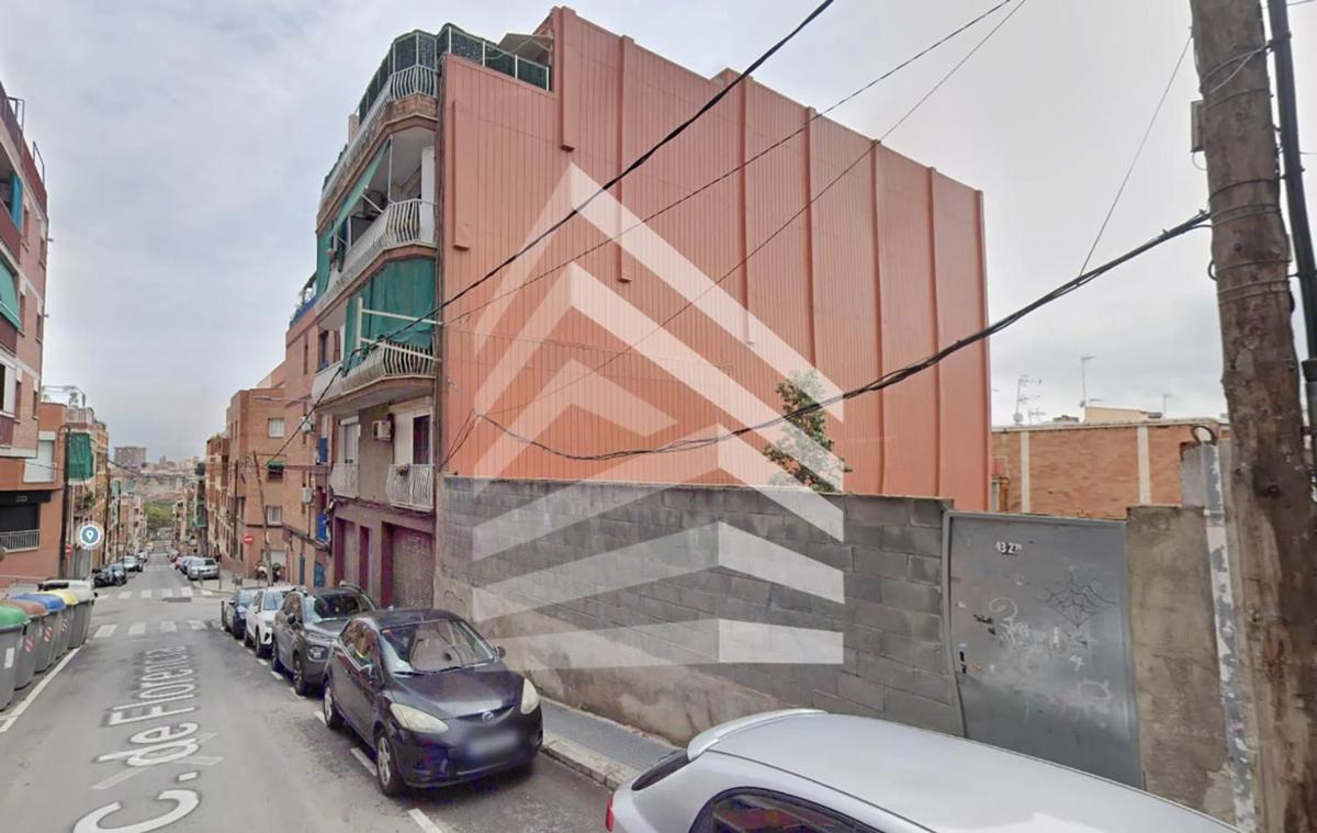 Land for sale in Santa Coloma de Gramenet, Barcelona photo 3