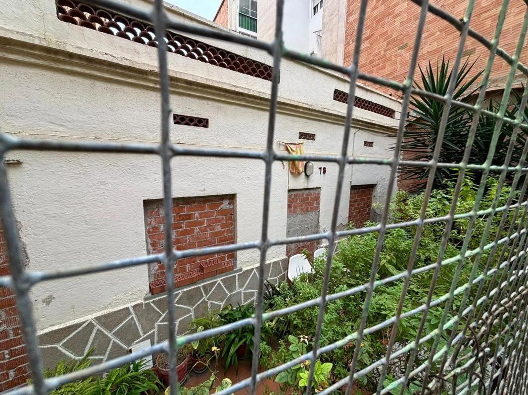 Terreno en venta en Santa Coloma de Gramenet, Barcelona photo 4