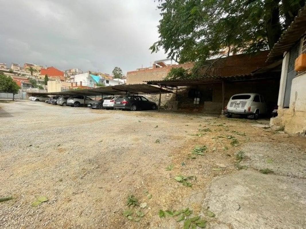 Land for sale in Santa Coloma de Gramenet, Barcelona photo 2