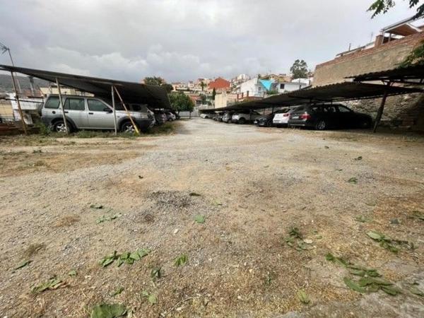 Terreno en calle de Cristòfol Colom thumbnail 2