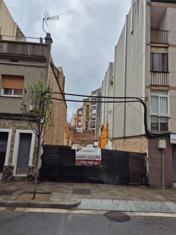 Terreno en venta en Santa Coloma de Gramenet, Barcelona photo 5