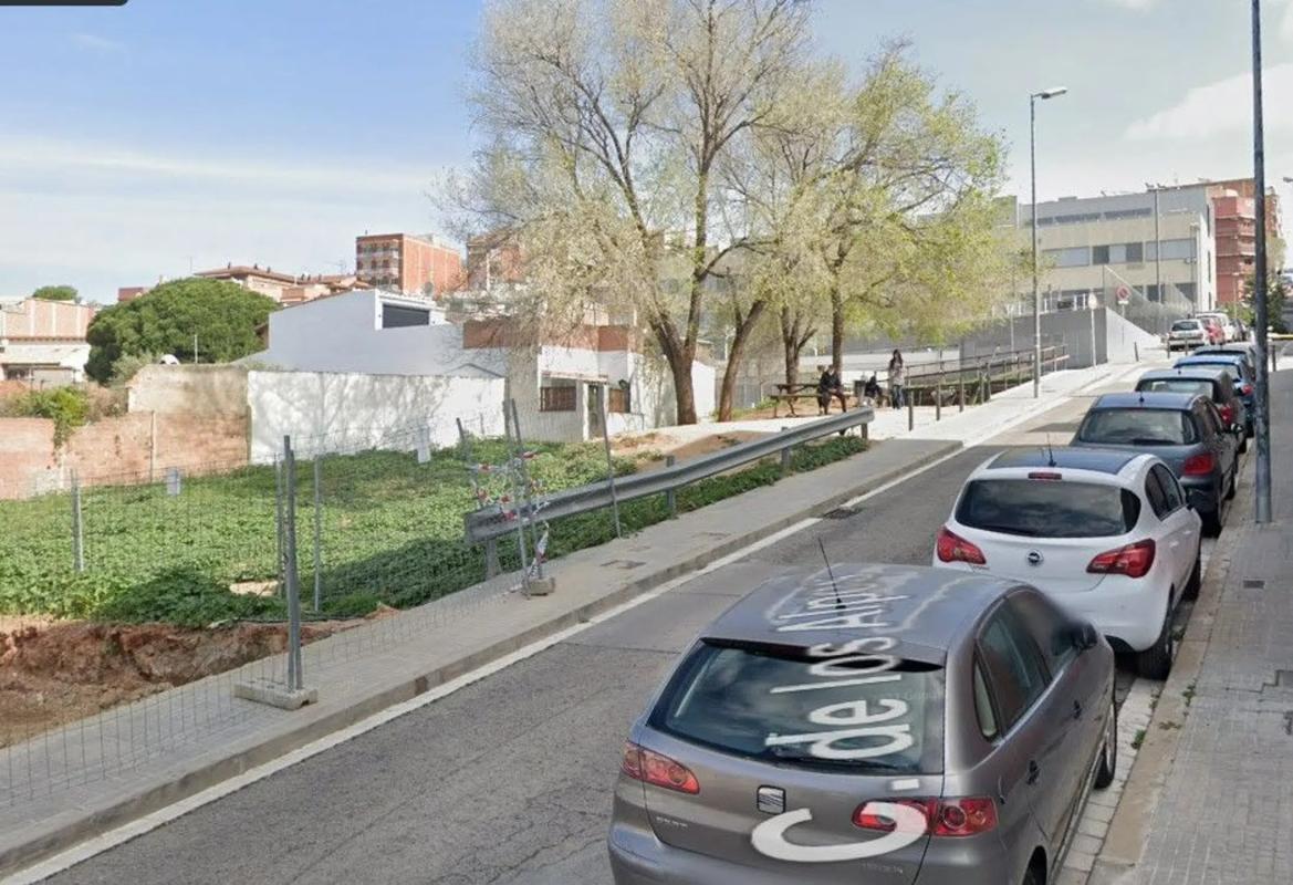 Land for sale in Santa Coloma de Gramenet, Barcelona photo 5