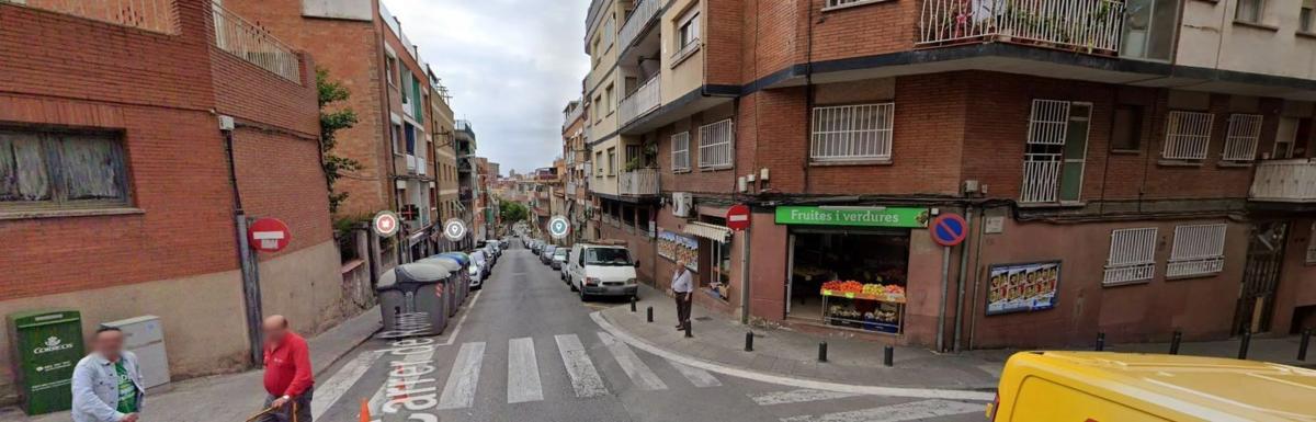 Terreno en venta en Santa Coloma de Gramenet, Barcelona photo 2
