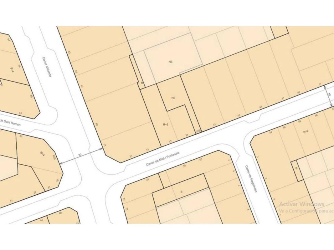 Terreno en venta en Santa Coloma de Gramenet, Barcelona photo 1