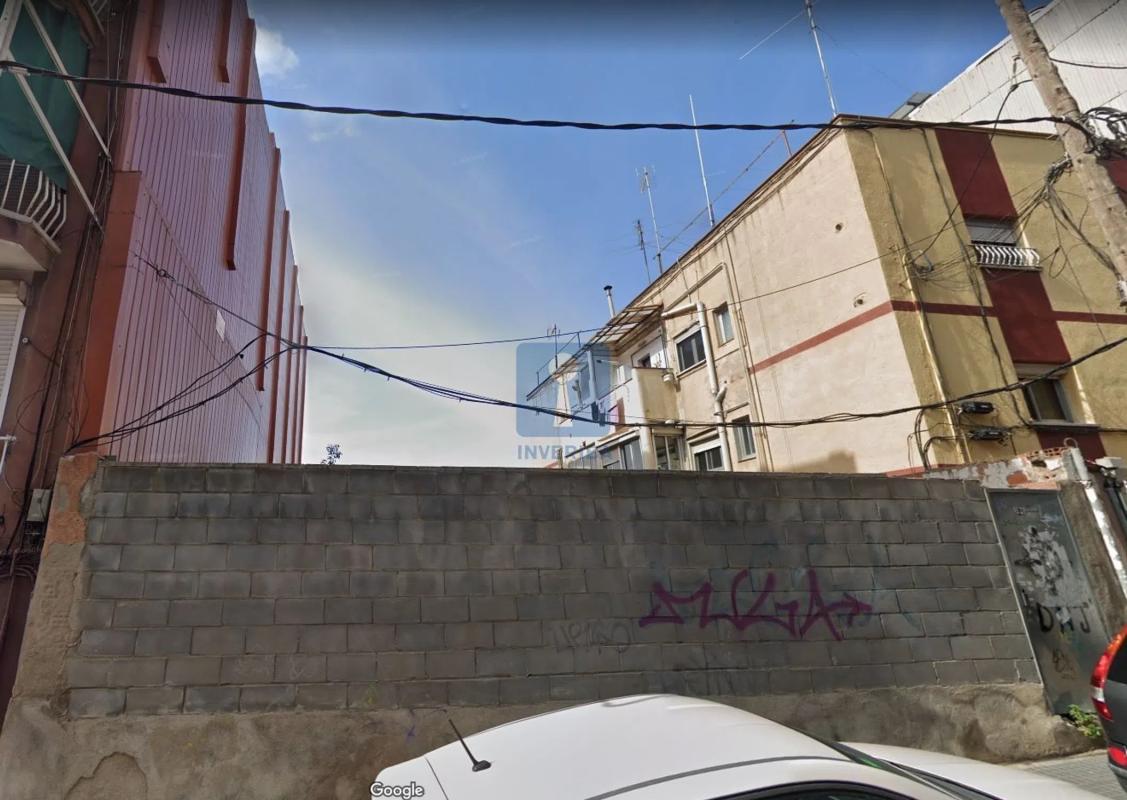 Terreno en venta en Santa Coloma de Gramenet, Barcelona photo 3