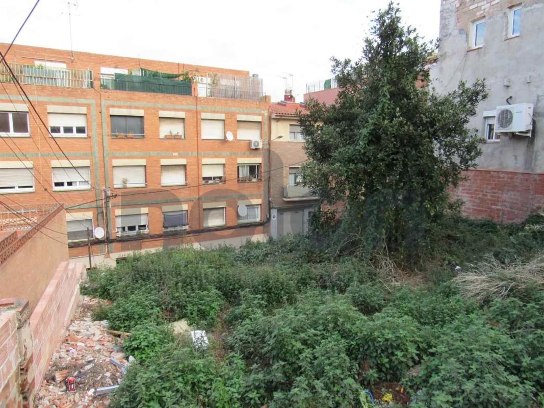 Terreno en venta en Santa Coloma de Gramenet, Barcelona photo 5