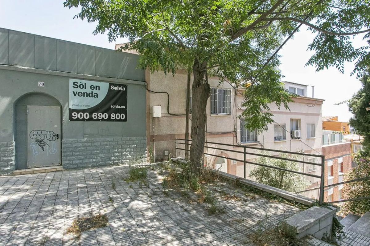 Land for sale in Santa Coloma de Gramenet, Barcelona photo 2