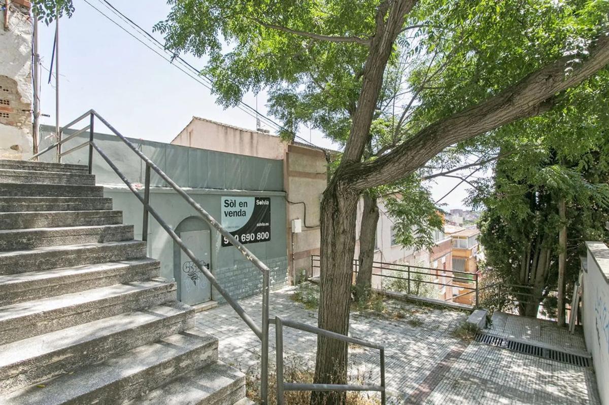 Land for sale in Santa Coloma de Gramenet, Barcelona photo 4