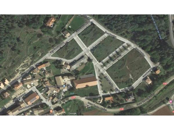 Terreno en calle Girona photo 1