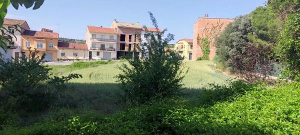 Terreno en calle Sant Jordi thumbnail 2
