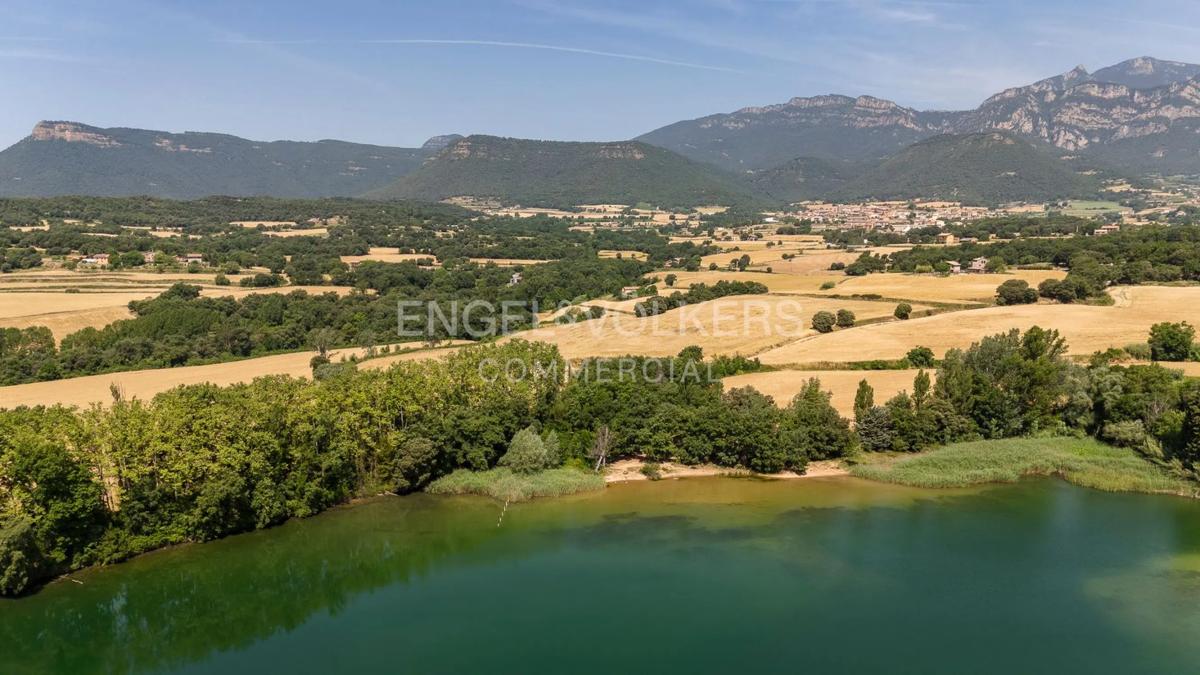 Terreno en venta en Avià, Barcelona photo 2