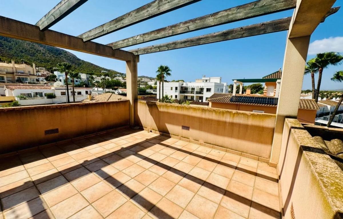 Properties for sale and rent in Spain photo 4