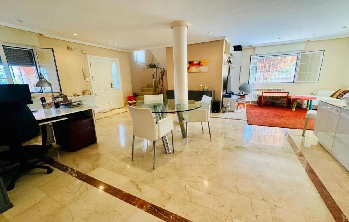 Properties for sale and rent in Spain photo 5