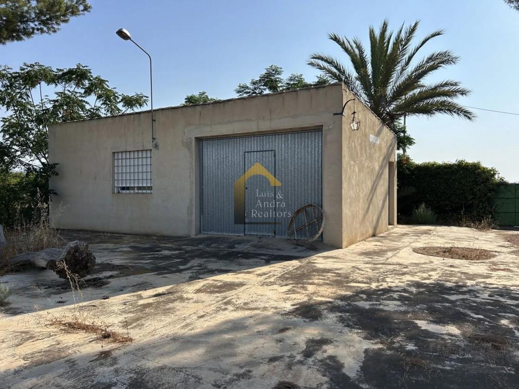 Sale of independent chalet in La Murada-Los Vicentes, Orihuela
 photo 2