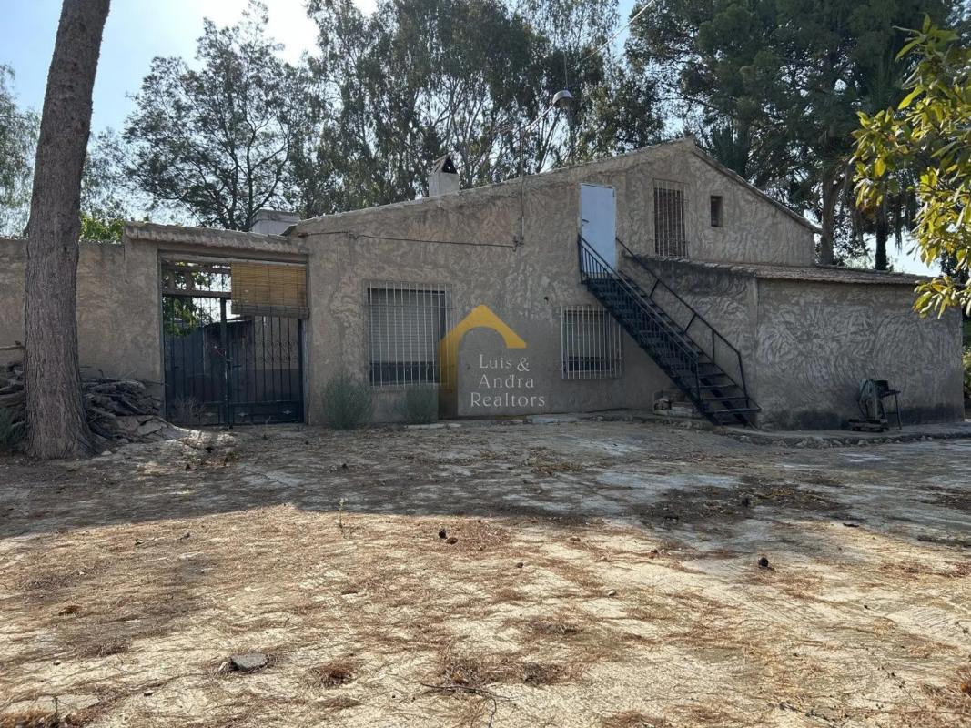 Sale of independent chalet in La Murada-Los Vicentes, Orihuela
 photo 5