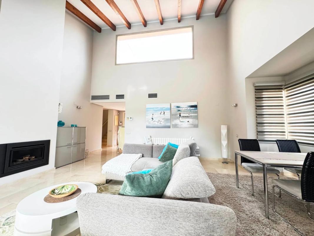 Properties for sale and rent in Spain photo 5