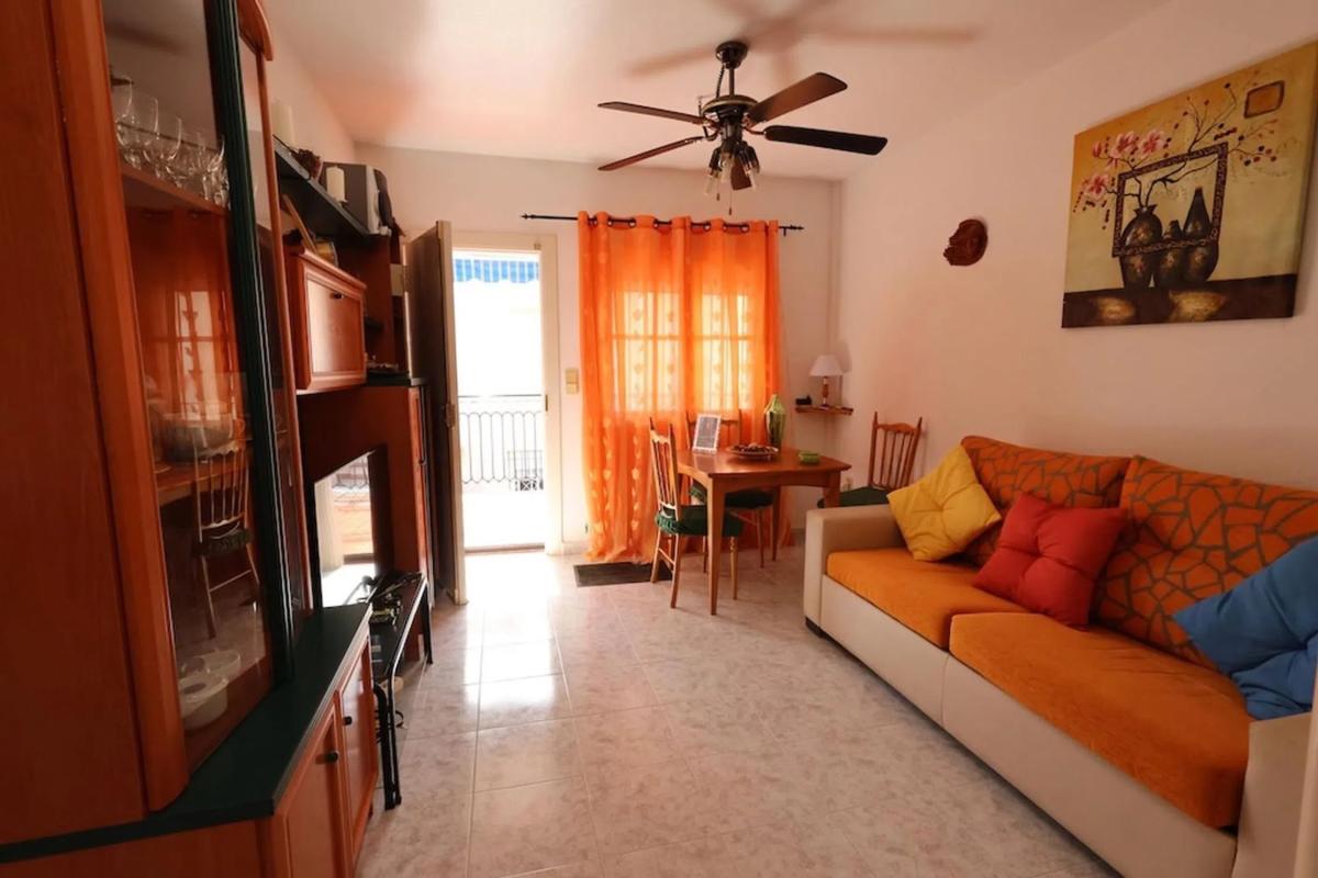 Sprzedaż niezależnego domku jednorodzinnego w Barrio Playa Flamenca, Orihuela photo 3