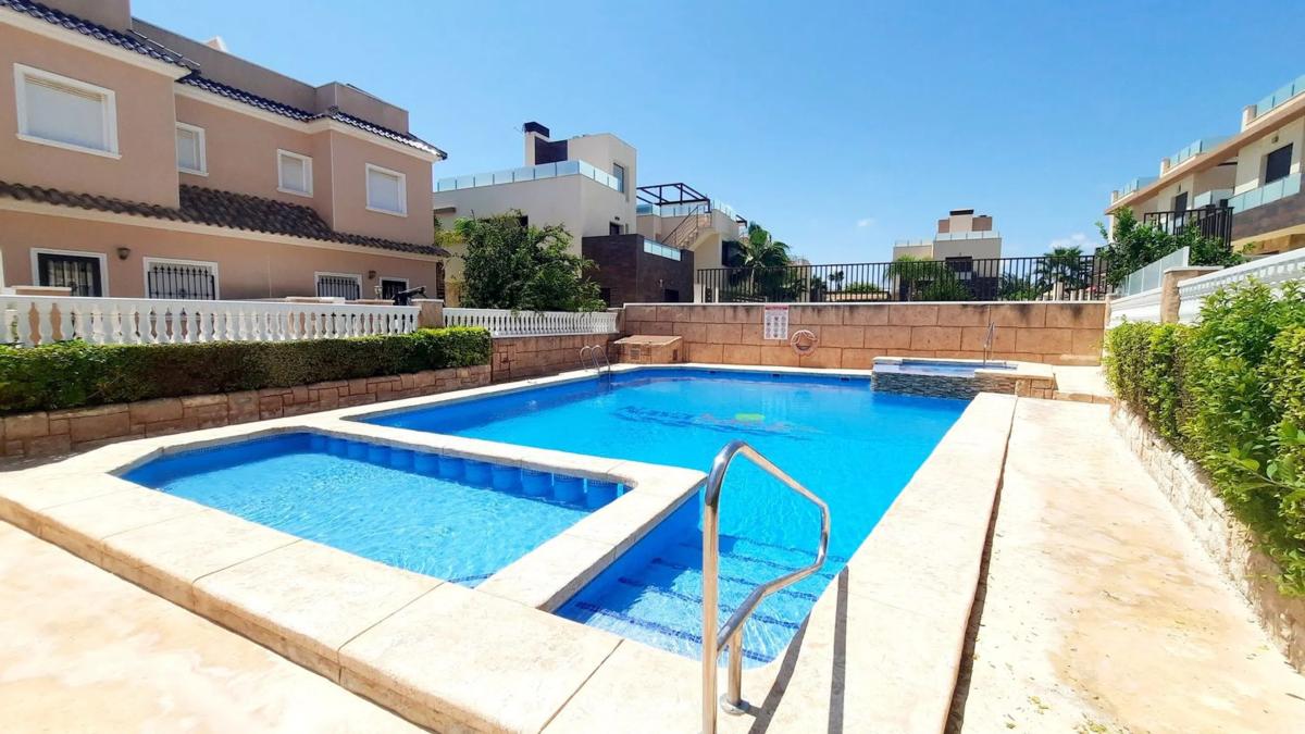 Продажа отдельного шале в  Torre de la Horadada, Пилар де ла Орадада photo 5