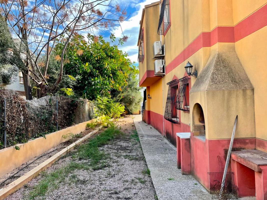 Properties for sale and rent in Spain photo 1