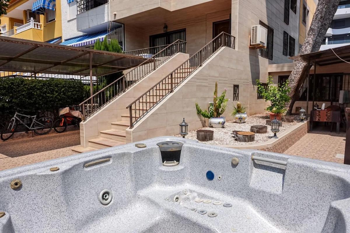 Properties for sale and rent in Spain photo 5
