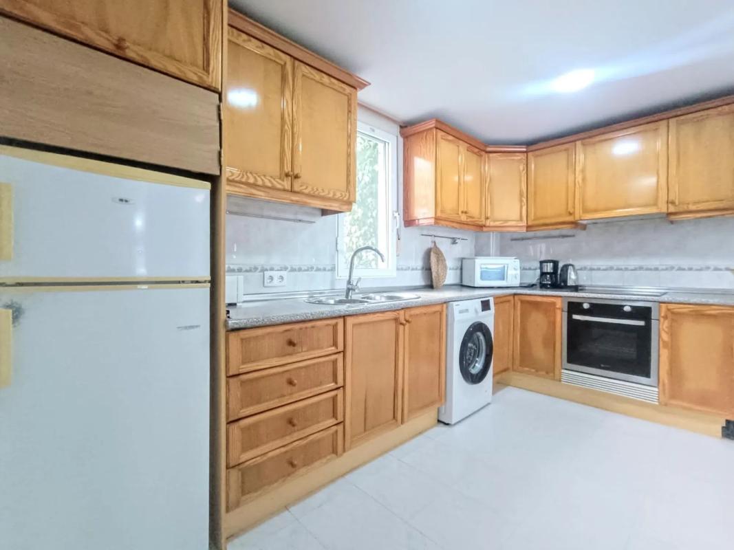 Properties for sale and rent in Spain photo 5
